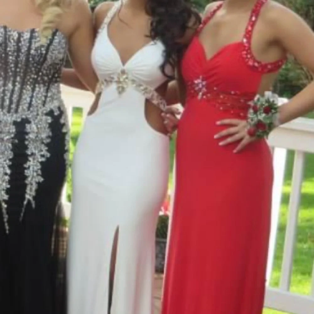 STUNNING White Tony Bowls PROM Dress - Picture 7 of 16